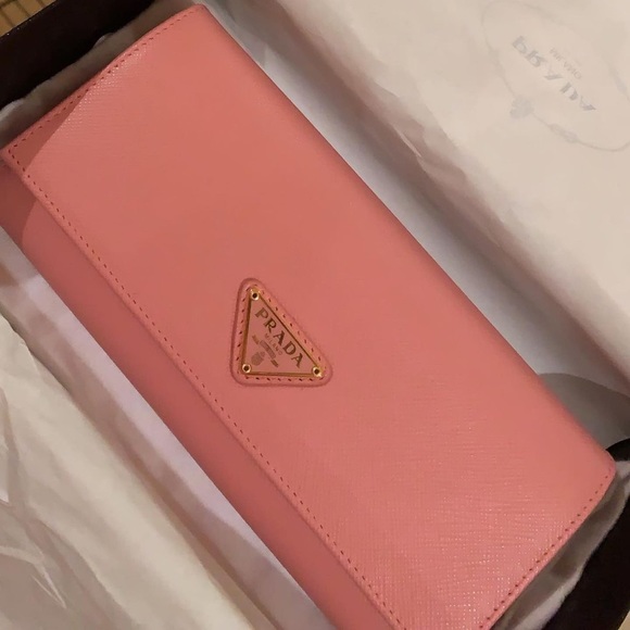 baby pink prada bag